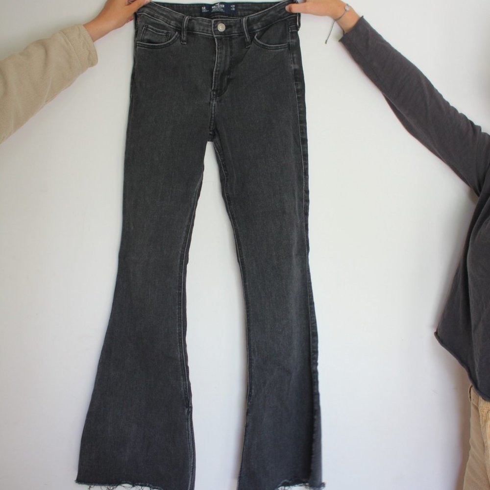really cute hollister flare jeans